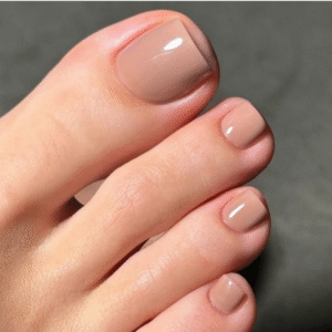 màu nail chân đẹp cho da ngăm đen